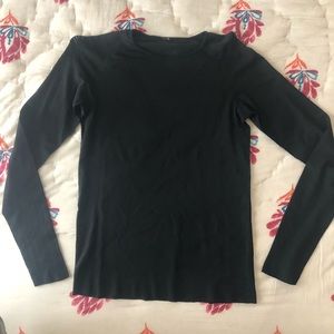 Lululemon Black Long-Sleeved Top